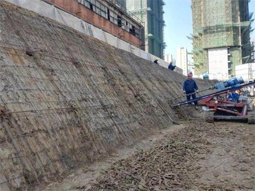 金湾建筑边坡支护