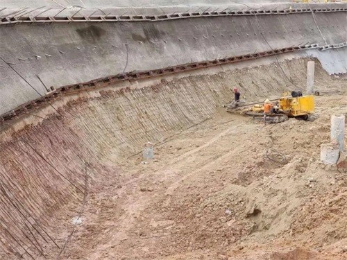 金湾基坑边坡加固